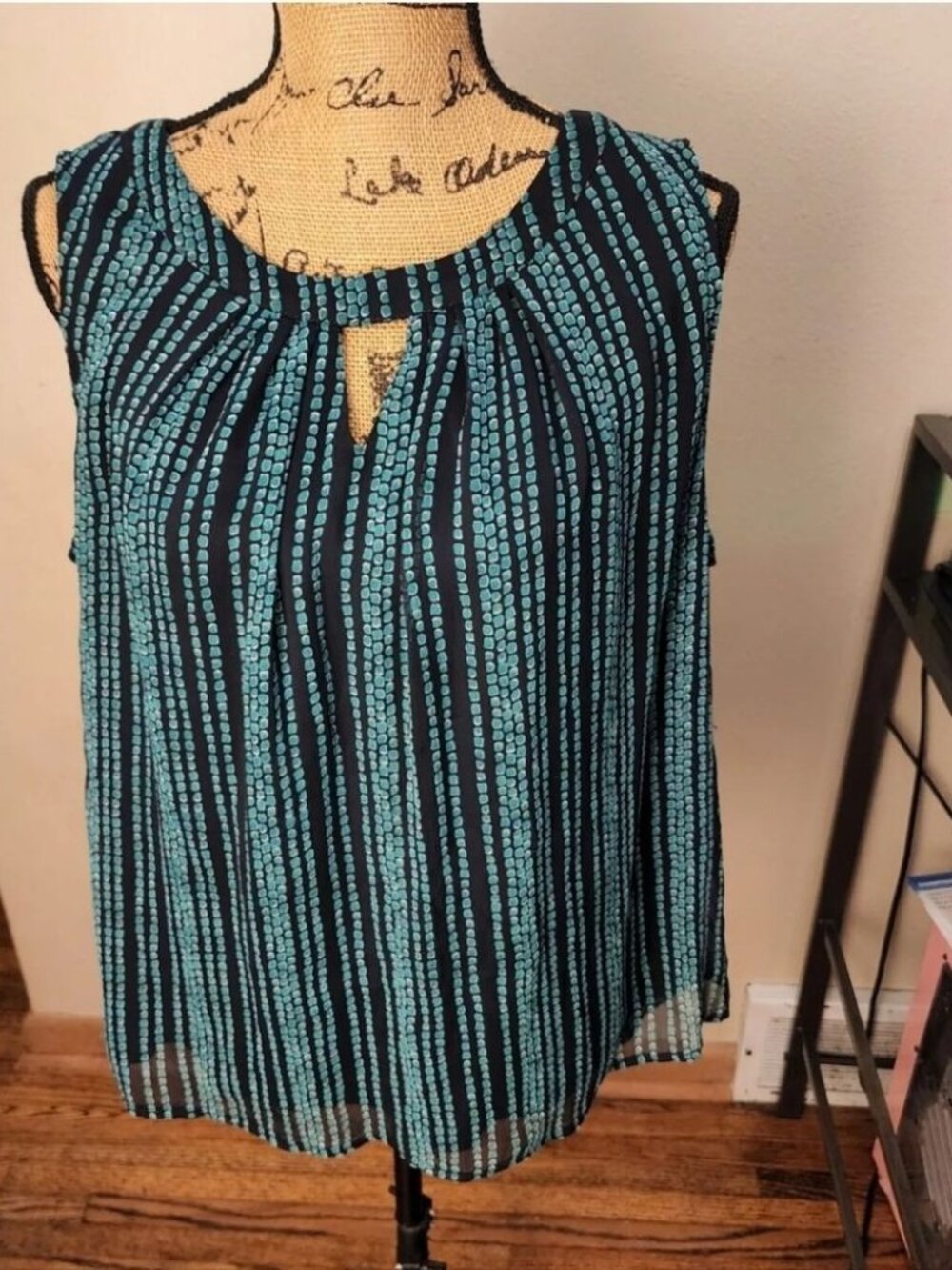 CJ Banks Green Black Geometric Sleeveless Pleated Tank Blouse Plus Size 1X